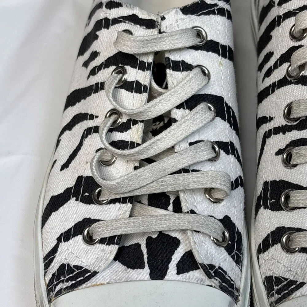 Saint Laurent Paris Zebra Print Low Top Sneakers Canvas Shoes New Box Dust Bag